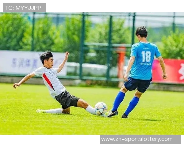 青春风暴来袭U17足球联赛激战正酣球员们展现无限潜力与激情